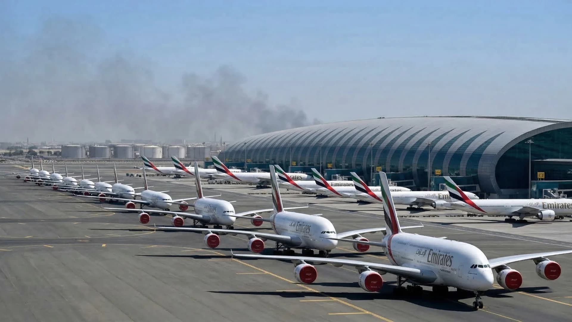 Strait of Hormuz Crisis 2026: Latest News on Shipping & Oil Supply